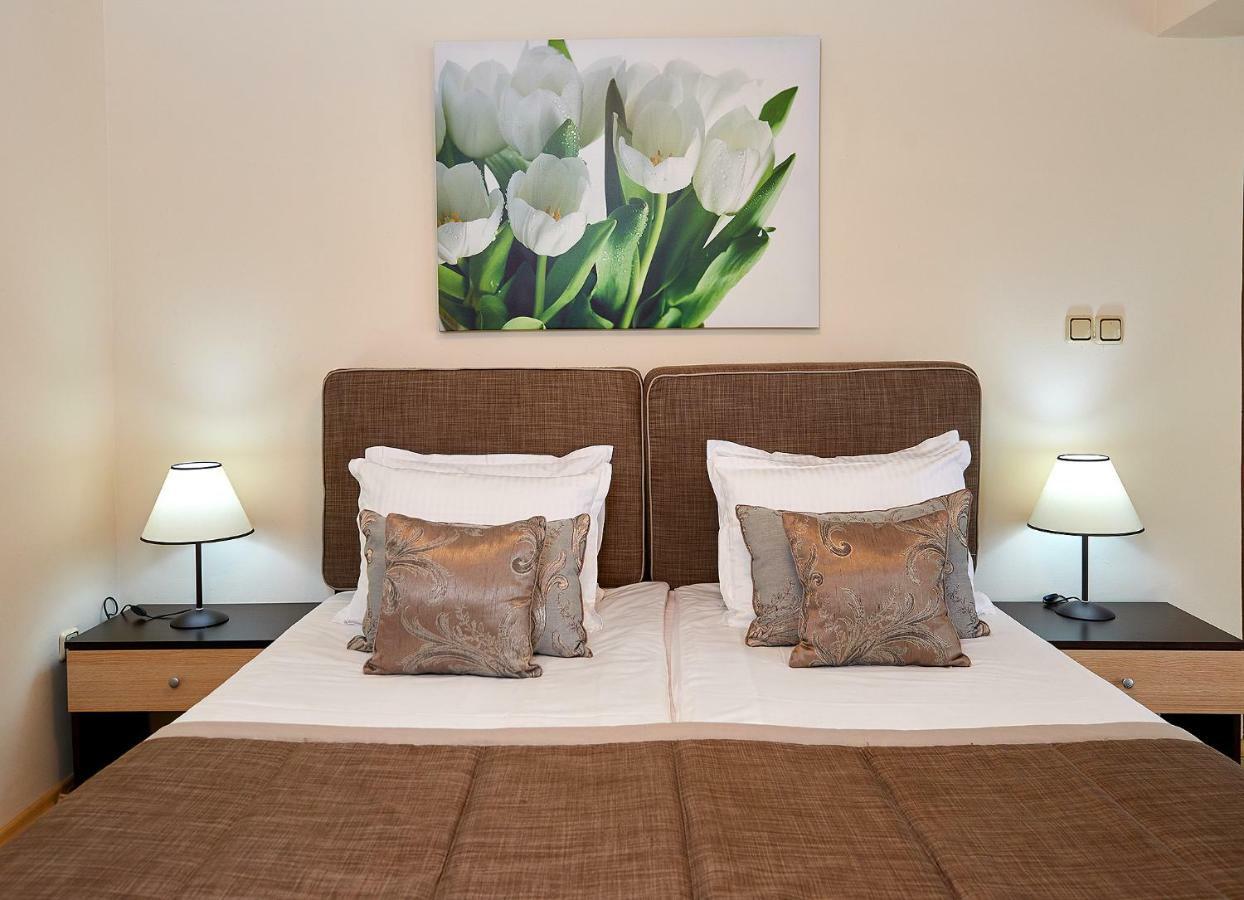 Hotel Venus 阳光海滩 外观 照片